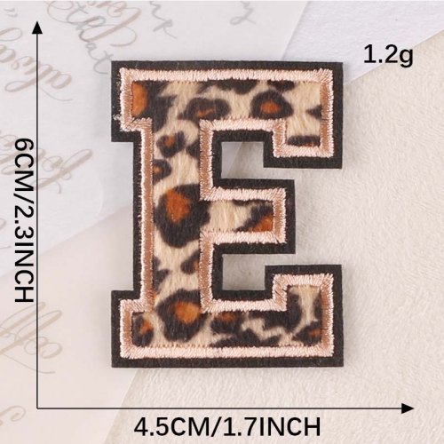 Bild von A~Z Englische Alphabet-Buchstaben-Abzeichen-Aufnäher, Leopardenmuster, Applikation, Stickerei, Aufkl...