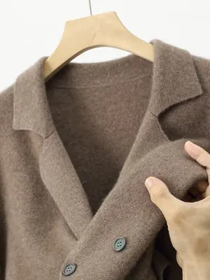 Image de Pull Homme en Laine Mérinos - Élégant & Chaud