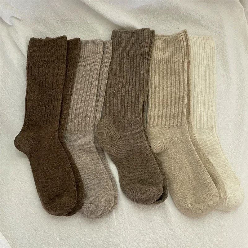Image of Premium Wool and Cashmere Thermal Crew Socks for Women – Extra Warm, Soft, and Cozy Homewear Socks for Autumn and Winter