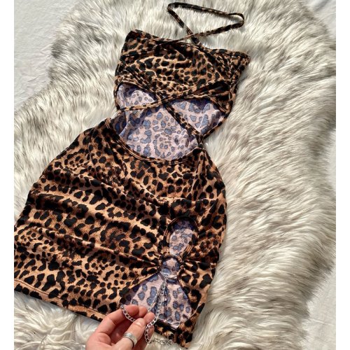 Immagine di Abito Estivo Donna Sexy con Stampa Leopardata, Senza Spalline e Senza Maniche, Elegante e alla Moda con Borsa Cava, Perfetto per Vacanze e Occasioni Speciali