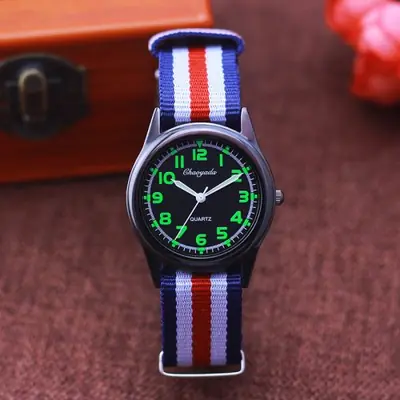 Image de Montre Numérique Fluorescente pour Enfants - Style Rayures