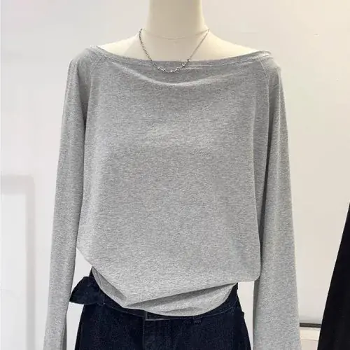 Image de Chemise Asymétrique Épaule Dénudée - Style Chic Automne-Hiver
