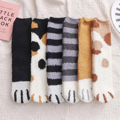 Image de Chaussettes Kawaii Chat Peluche - Lot de 6 Paires