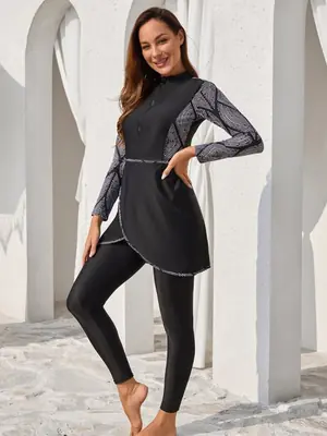 Image de Burkini 3 Pièces Modeste - Maillot de Bain Islamique avec Hijab