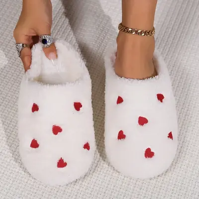 Image de Pantoufles Coeur Hiver - Confort & Style