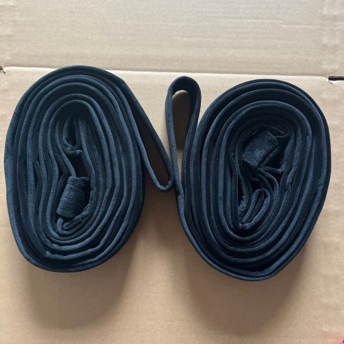 2 correas negras