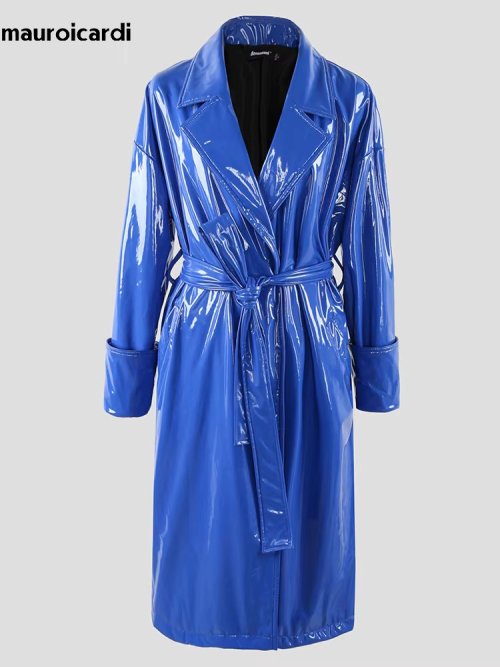 Afbeelding van Lange Waterdichte Oversized Blauwe PVC Lederen Trenchcoat voor Vrouwen – Glanzend en Reflecterend, Zacht en Dun, Stijlvol voor Lente en Herfst 2025
