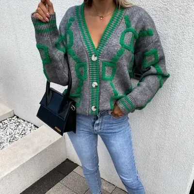 Image de Cardigan Femme Col V - Mode Automne/Hiver