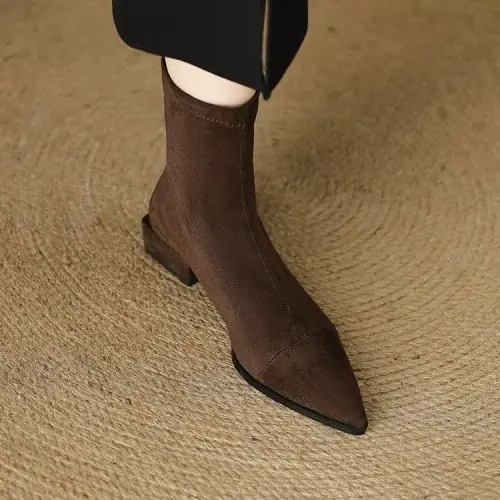 Image de Bottes Courtes Femme Grande Taille - Hiver 2025