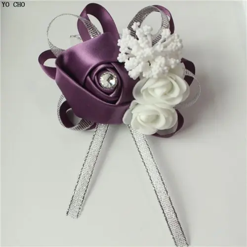 Image de Bouquet de Roses en Soie pour Demoiselles d'Honneur - Bracelet Fleur Blanc & Bleu