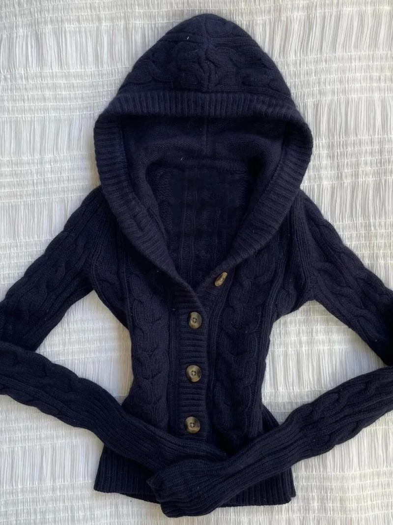 Image of Vintage American Solid Knit Cardigan for Women – Harajuku Punk Style Y2K Aesthetic Sweater, Perfect for Spring and Autumn
