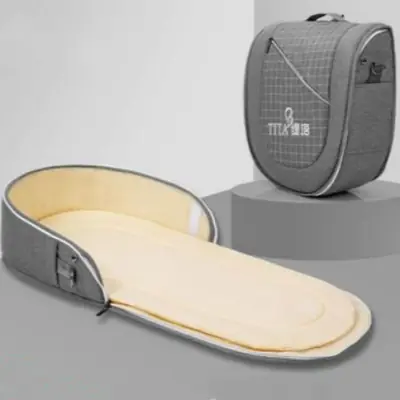 Image de Berceau Portable avec Moustiquaire pour Bébé