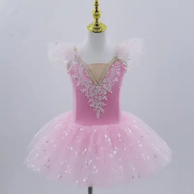 Image de Tutu de Ballet Professionnel Blanc - Élégance et Performance