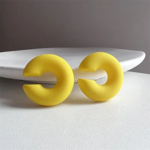 Gelb