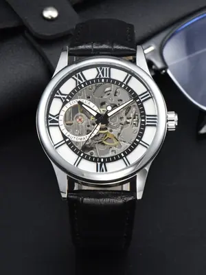Image de Montre Homme Automatique Élégante en Cuir