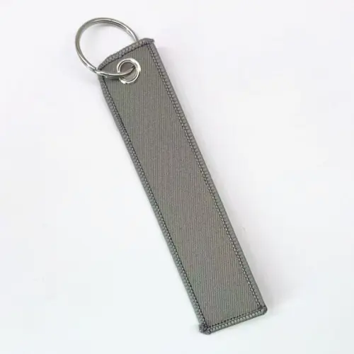 Image de Porte-clés personnalisé avec nom brodé