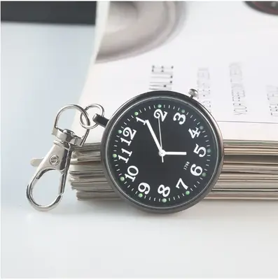 Image de Montre de Poche Vintage avec Télécommande - Idéale pour Étudiants et Médecins