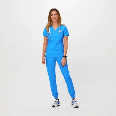 Image de Combinaisons Médicales Respirantes pour Infirmières - Style Jogging