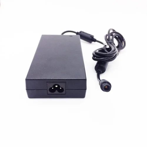 Één adapter