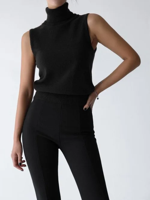 Zwart vest