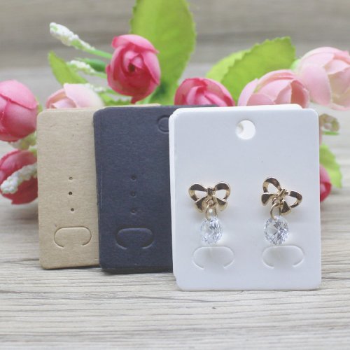 Bild von 50 Stück Papier-Ohrstecker-Karten 5x4 cm in Braun-Weiß – DIY Schmuckverpackung mit leerem Display für Anhänger und Halsketten