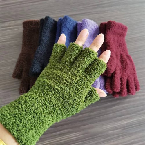 Image of Soft Coral Fleece Half-Finger Gloves for Women and Girls – Solid Color Touchscreen Compatible Winter Warm Plush Mittens for Writing and Daily Use