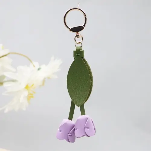 Image de Pendentif de Sac Tulipe en Cuir - Accessoire Mignon et Tendance