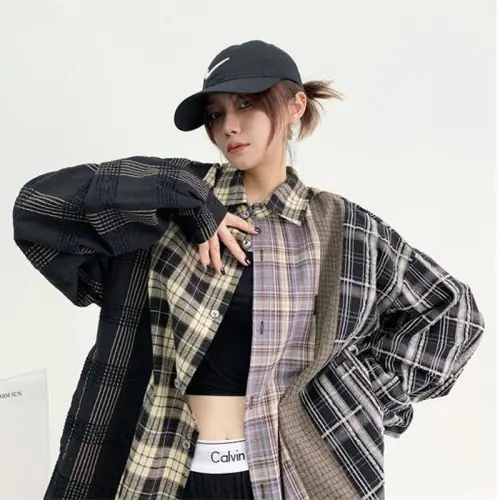 Image de Chemise Vintage à Carreaux pour Femme - Style Américain
