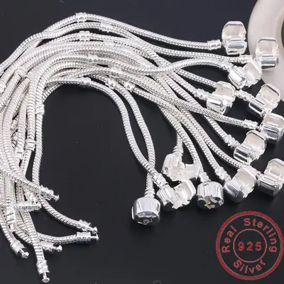 Image de Bracelet Serpent en Argent Sterling 925 avec Breloques