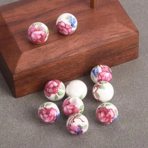 28 Rosa