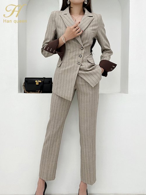 Image of Elegant Two-Piece Suit Set for Women – Long Sleeve Blazer and Matching Pants, Korean-Style Formal Wear for Autumn 2024