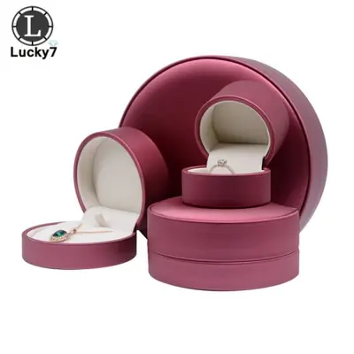 Image de Étui à Bijoux Semi-Circulaire en Cuir PU