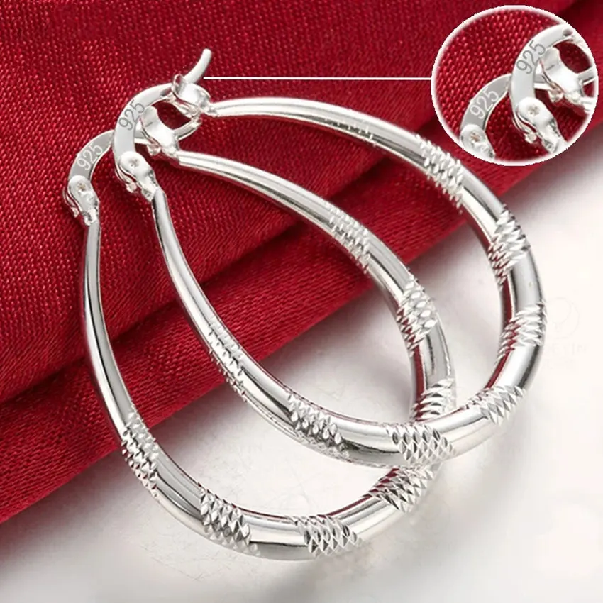 Imagen de Pendientes de Plata 925 - Elegantes y Clásicos para Mujer