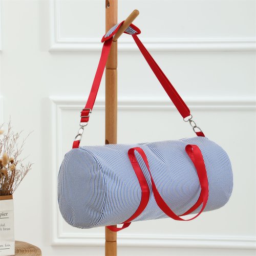 Immagine di Borsone a righe per bambini, ragazzi e ragazze, borsa da viaggio notturna Seersucker, borsa da ballo, borsa da weekend per bambini