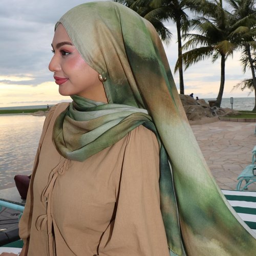 Imagen de Hijab Estampado de Acuarela - Bufanda Ligera y Transpirable