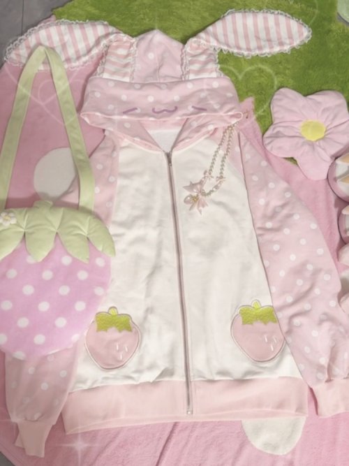 Immagine di Felpa Donna con Orecchie di Coniglio Giapponesi Kawaii, Design Sciolto in Patchwork di Pizzo a Pois, Stile Harajuku Chic Dolce e Adorabile