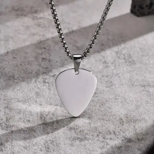 Image de Collier Plectre Personnalisé - Cadeau Musical Unique