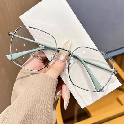 Image de Lunettes Anti-Lumière Bleue Femmes - Style Élégant & Protection Oculaire