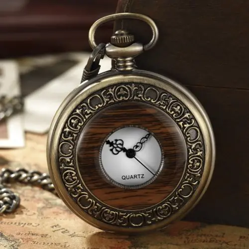Image de Montre de Poche Vintage en Bois Steampunk
