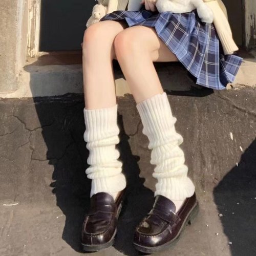 Image de Chaussettes Lolita Tricotées Chaudes pour Femme