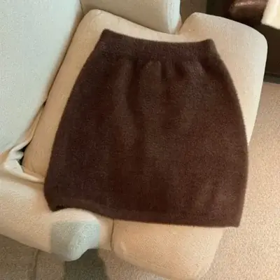 Image de Jupe Fourrure Vison Tricotée - Mini Élégante & Sexy