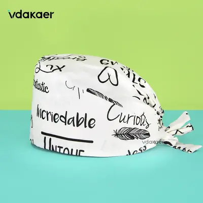 Image de Casquette Médicale Chat Mignon - Coton Bio & Réglable
