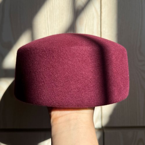 Burgunderrot