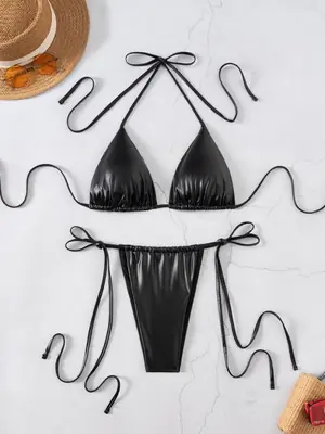 Image de Bikini Mini String Faux Cuir - Élégant & Séduisant