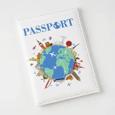 Image de Protège-Passeport UV avec Poche pour Billets & Carte d'Identité