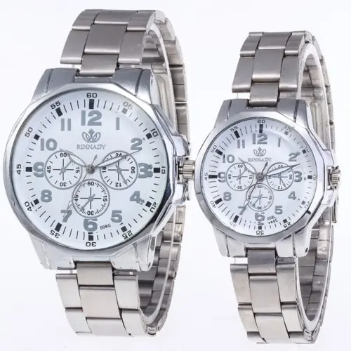 Image de 2 montres à quartz simples classiques pour couple