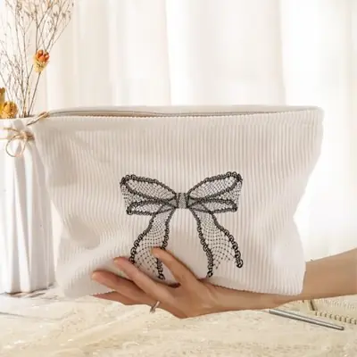 Image de Sac de Maquillage Coeur - Pochette Cosmétique Légère & Pratique