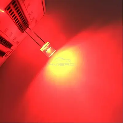 Image de LED 5mm Ultra Lumineuses - Blanc, Rouge, Jaune, Bleu, Vert