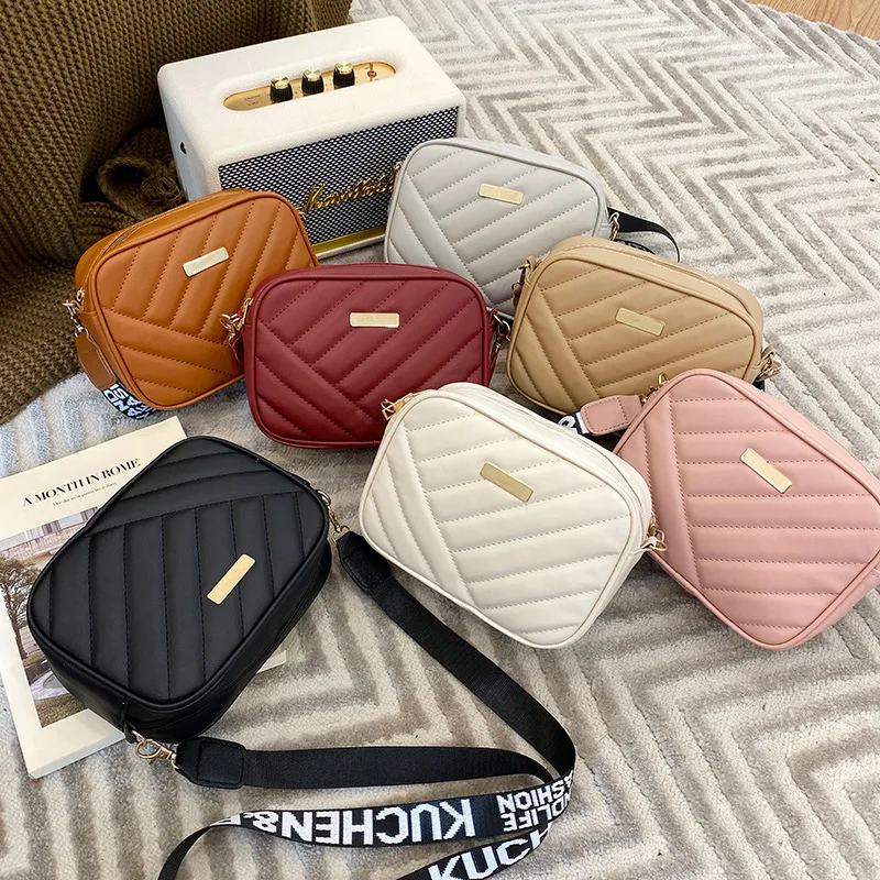 Bild von Elegante kleine Umhängetasche aus PU-Leder – Luxus-Designer-Handtasche mit Reißverschluss für Frauen, perfekt als Sommer-Reisetasche oder Tägliche Begleiterin
