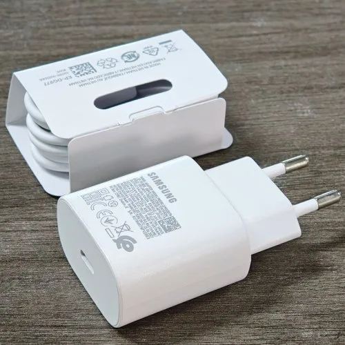 White-EU With Cable